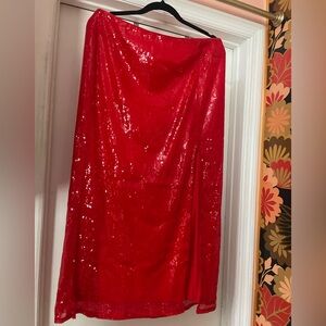 Red sequins skirt with slit